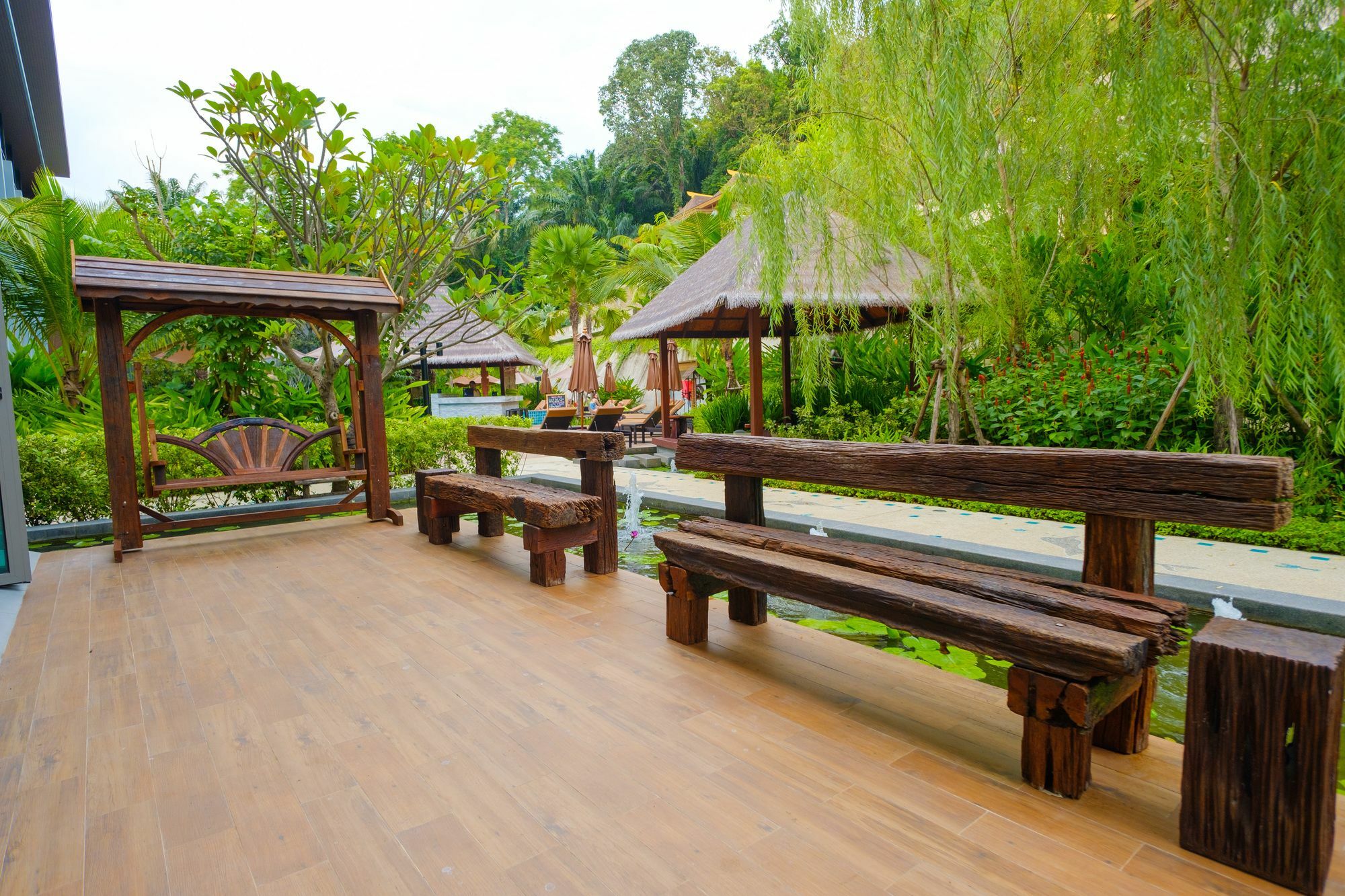 Hula Hula Resort, Ao Nang Station touristique